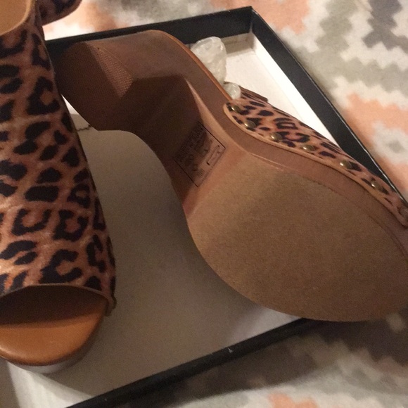 Leopard open toe - Picture 3 of 6